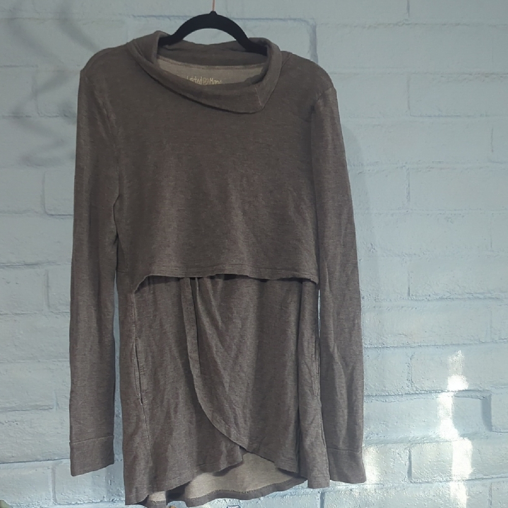 Stylish Gray Layered Long Sleeve Breastfeeding Top
